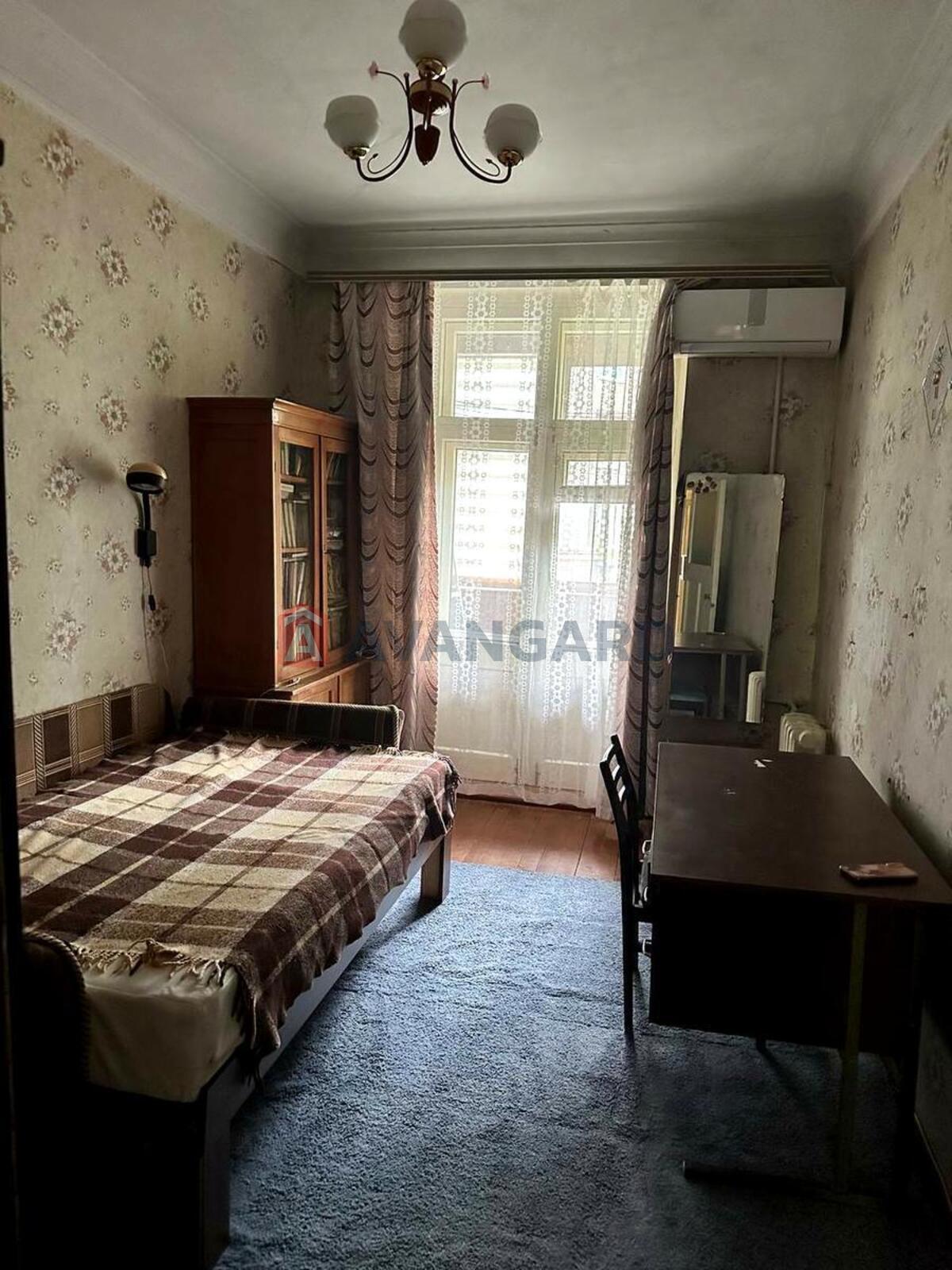 2 ��. ��������, 49/26/7 ��. �., 2/3 ������ ���� 12