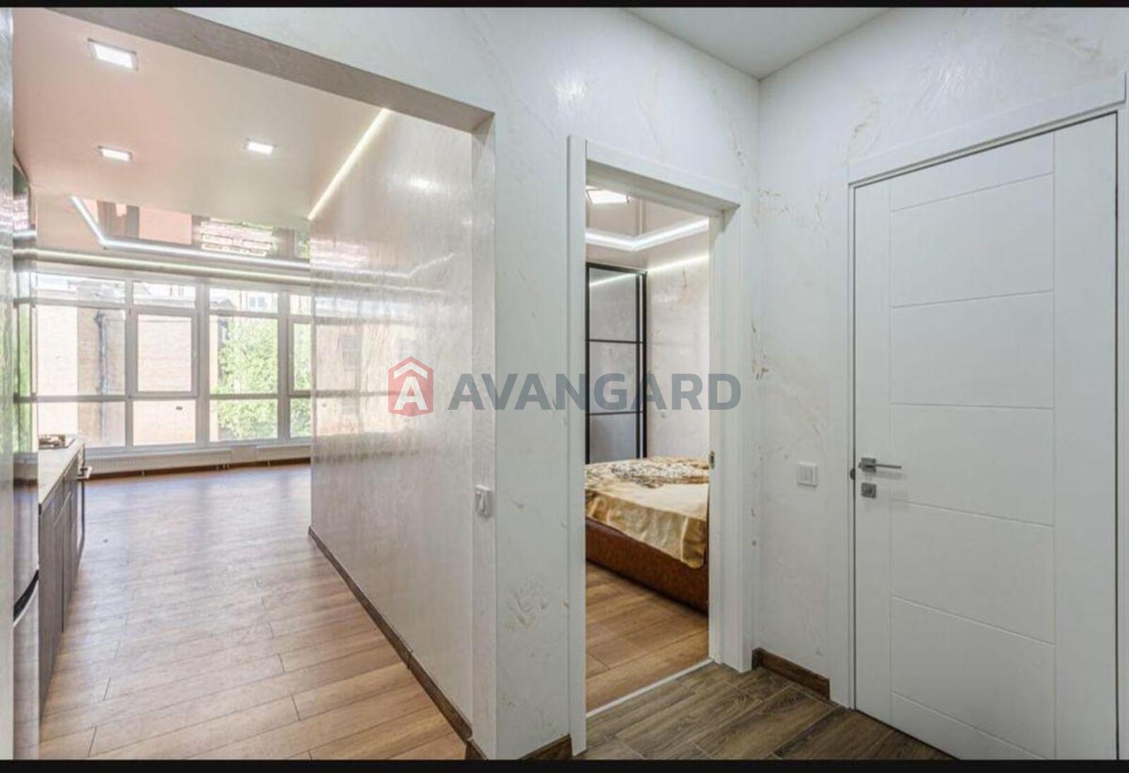 2 ��. ��������, 77/-/25 ��. �., 5/12 ������ ���� 12