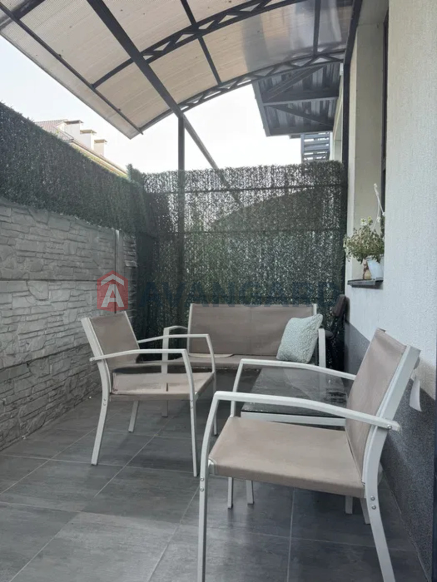 2 ��. ��������, 71/-/25 ��. �., 1/5 ������ ���� 10