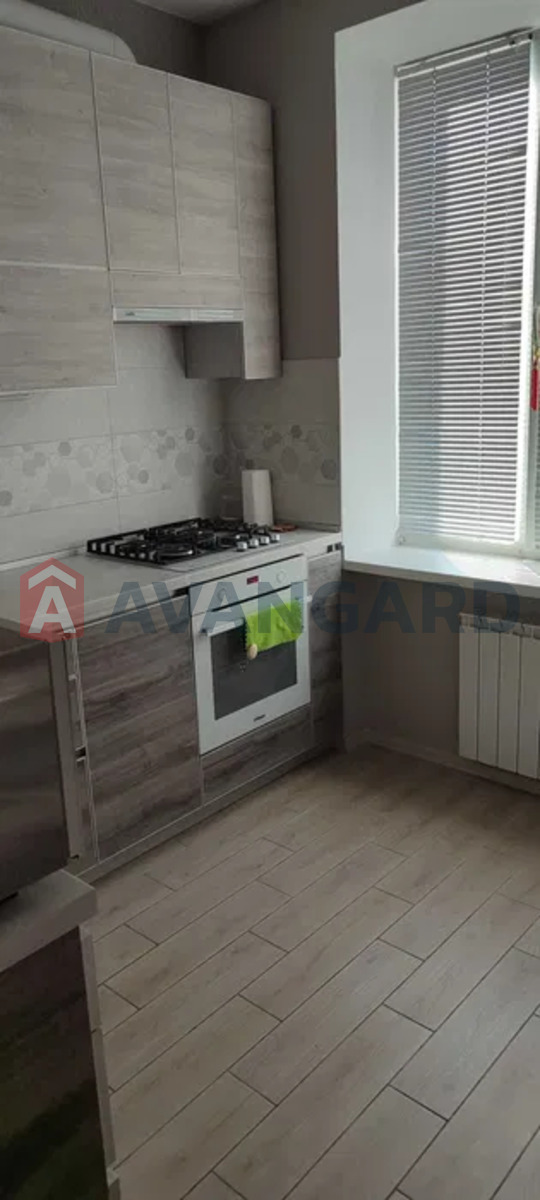 3 ��. ��������, 75/-/10 ��. �., 5/5 ������ ���� 3