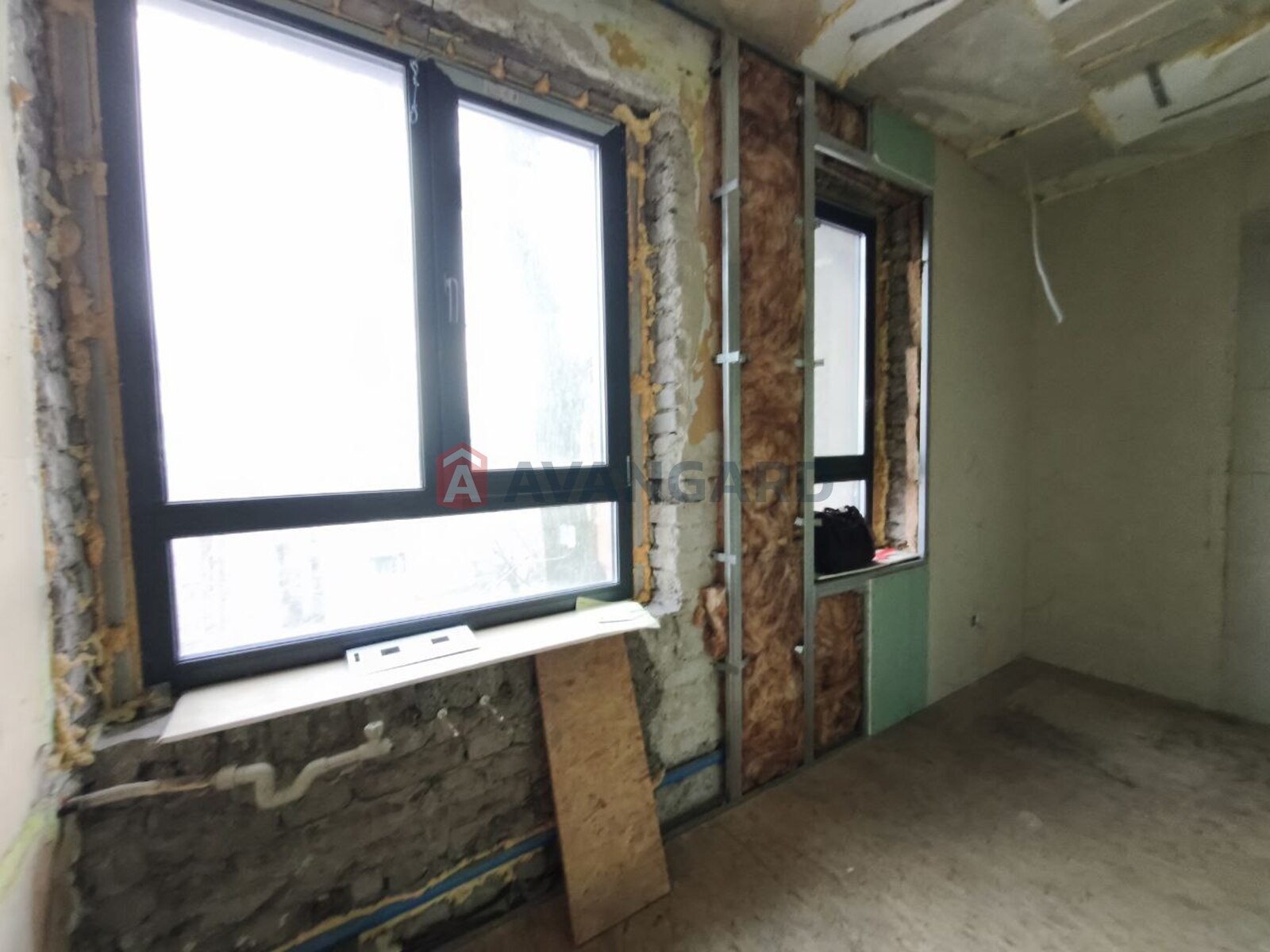 2 ��. ��������, 50/33/8 ��. �., 4/4 ������ ���� 12