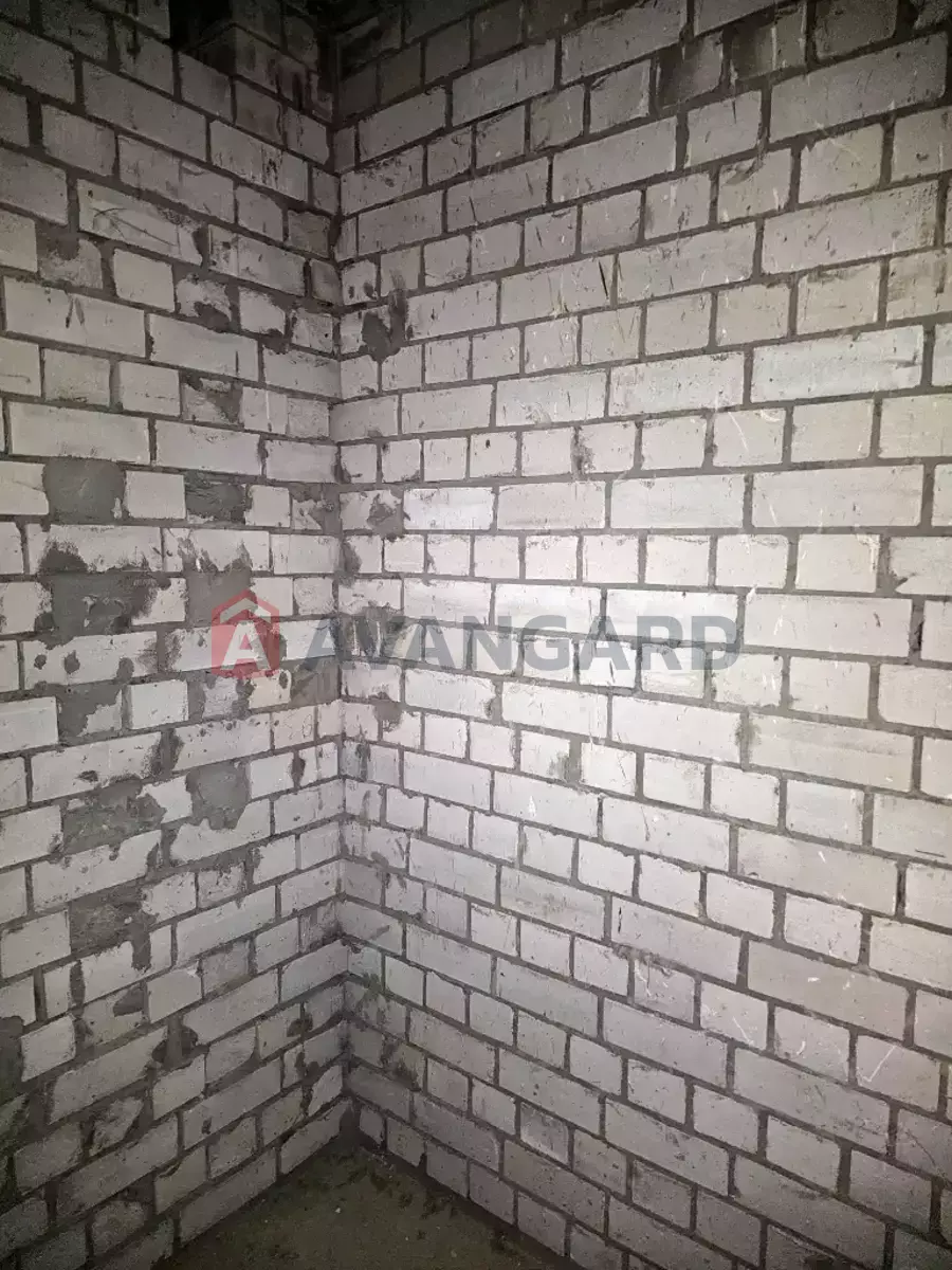 3 ��. ��������, 107/73/18 ��. �., 10/10 ������ ���� 16