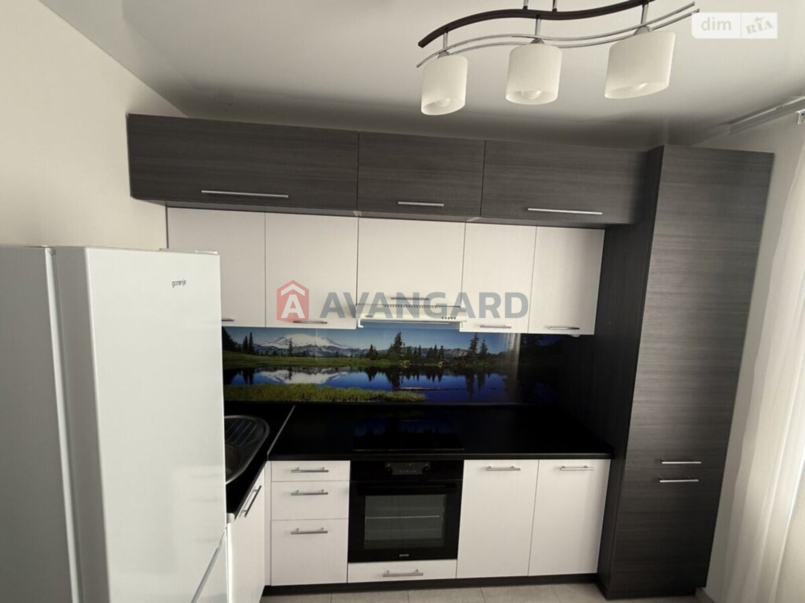 1 ����. ��������, 35/-/10 ��. �., 7/10 ���� ���� 5