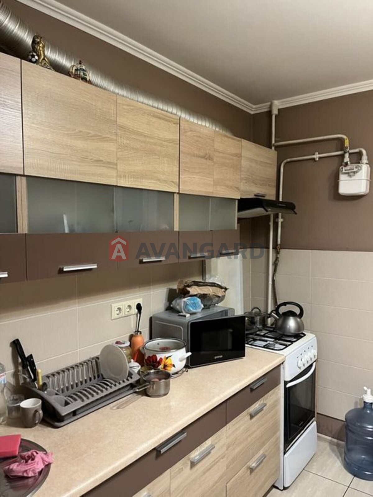 3 ��. ��������, 66/-/9 ��. �., 2/5 ������ ���� 5