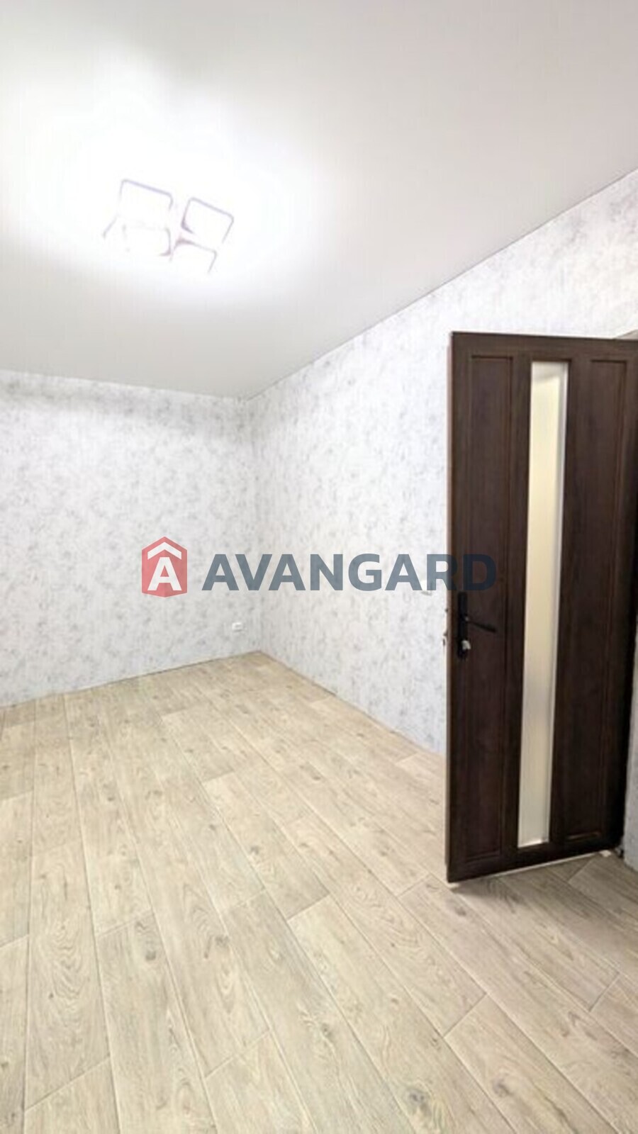 3 ��. ��������, 70/-/7 ��. �., 2/5 ������ ���� 12