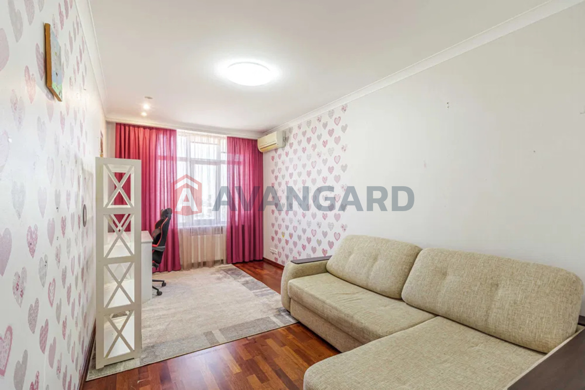 3 ��. ��������, 87/-/16 ��. �., 21/25 ������ ���� 13