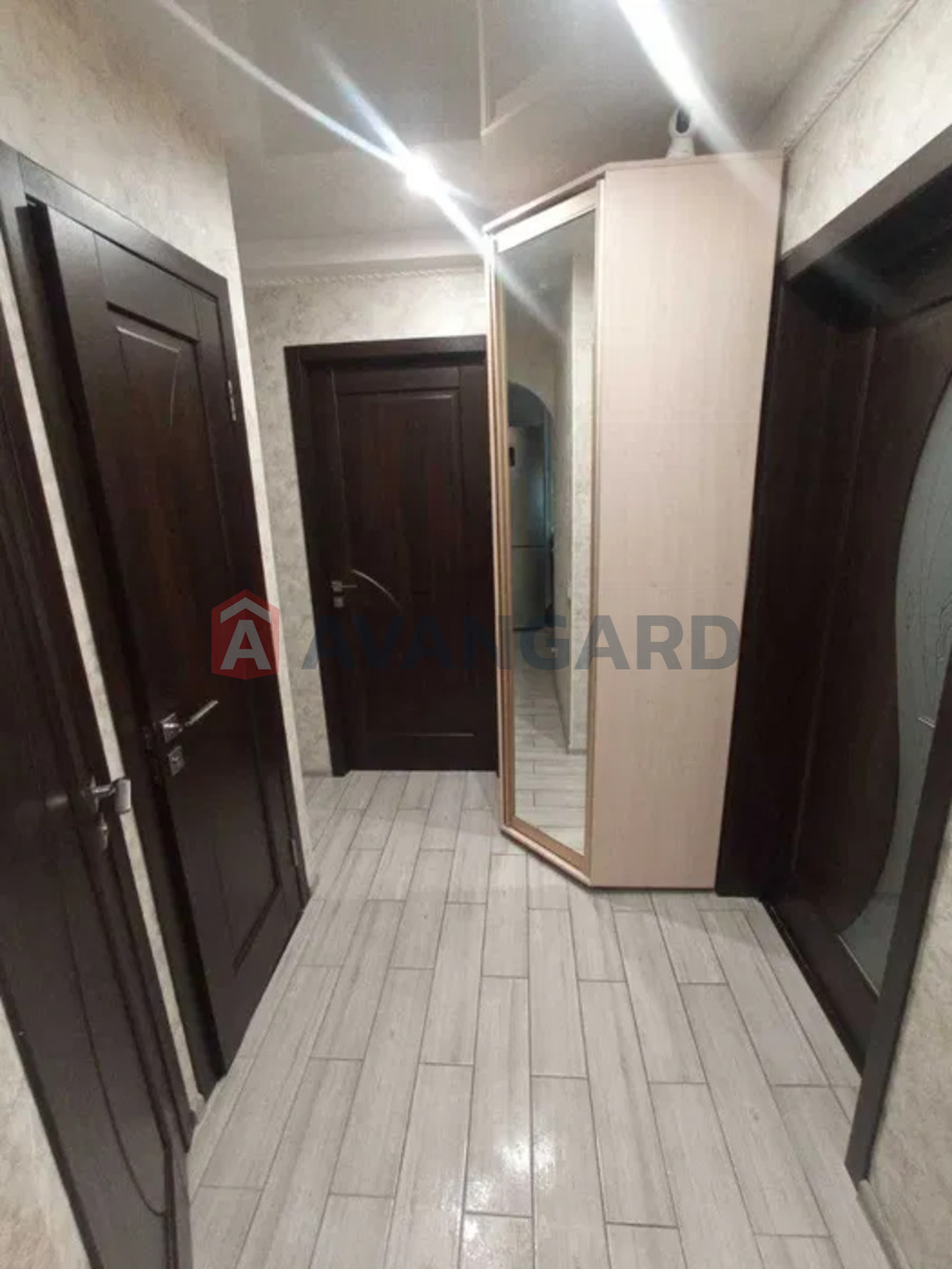 3 ����. ��������, 54/-/6 ��. �., 2/5 ���� ���� 5