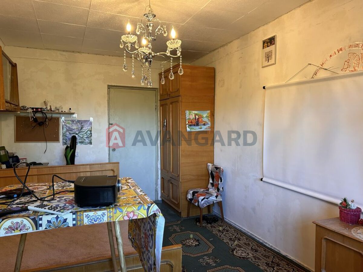 2 ��. ��������, 44/-/6 ��. �., 3/5 ������ ���� 14