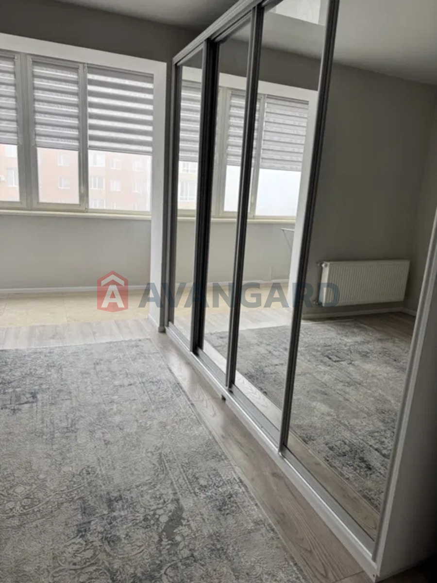 1 ����. ��������, 48/-/13 ��. �., 12/12 ���� ���� 21