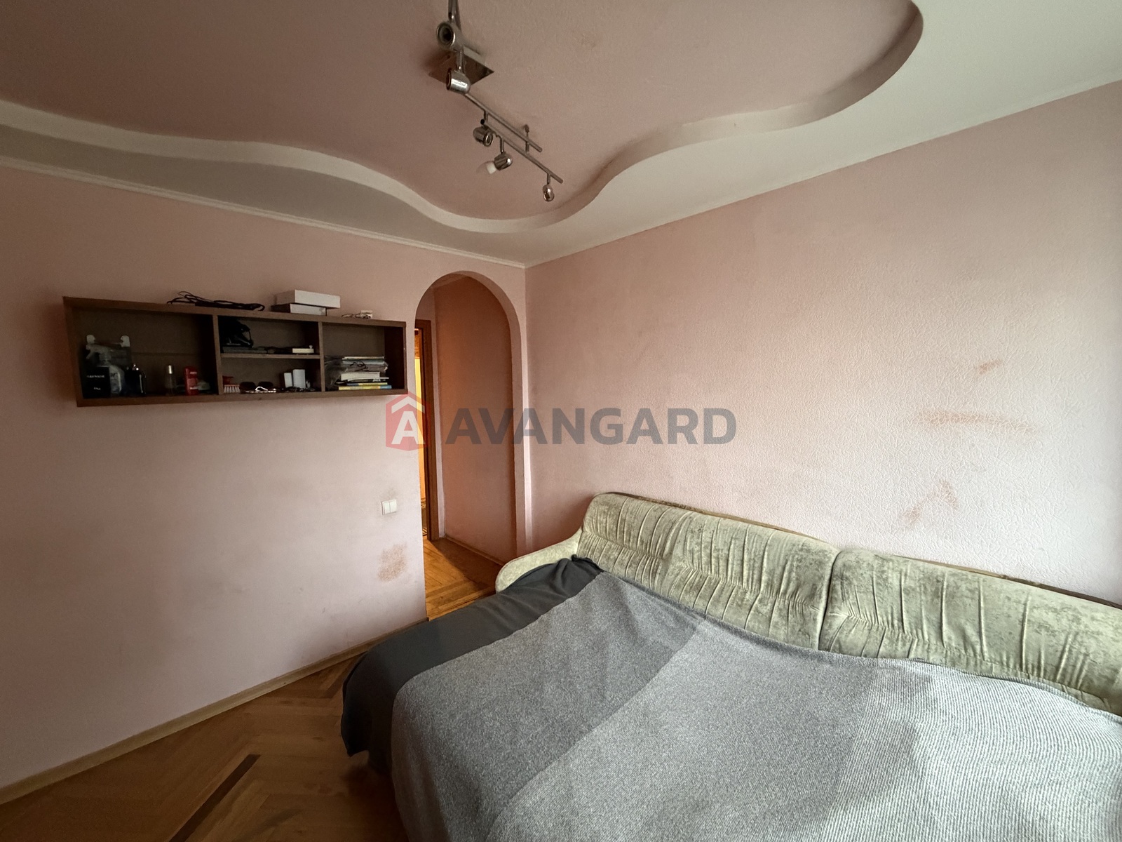 4 . , 80/50/10 . ., 9/9   14