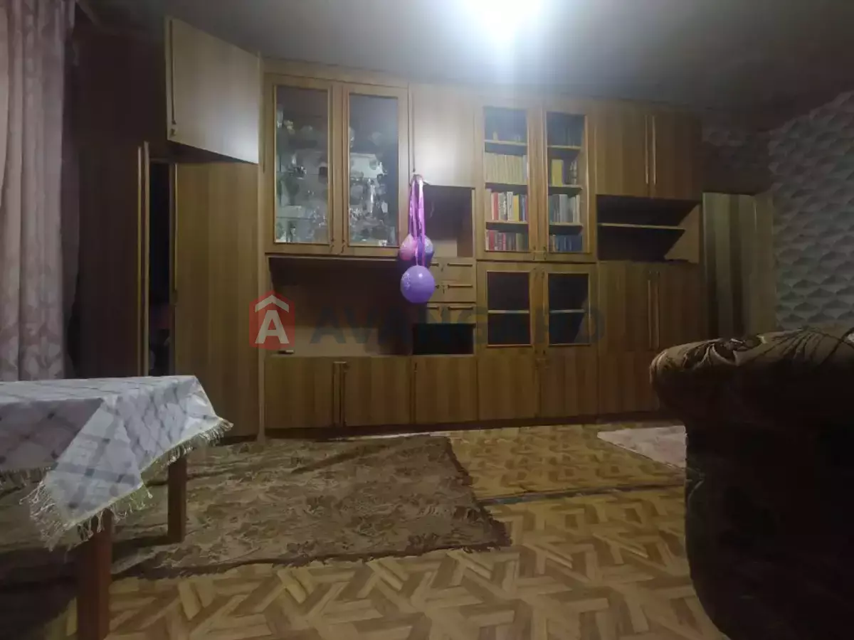 2 ��. ��������, 44/28/6 ��. �., 1/5 ������ ���� 4