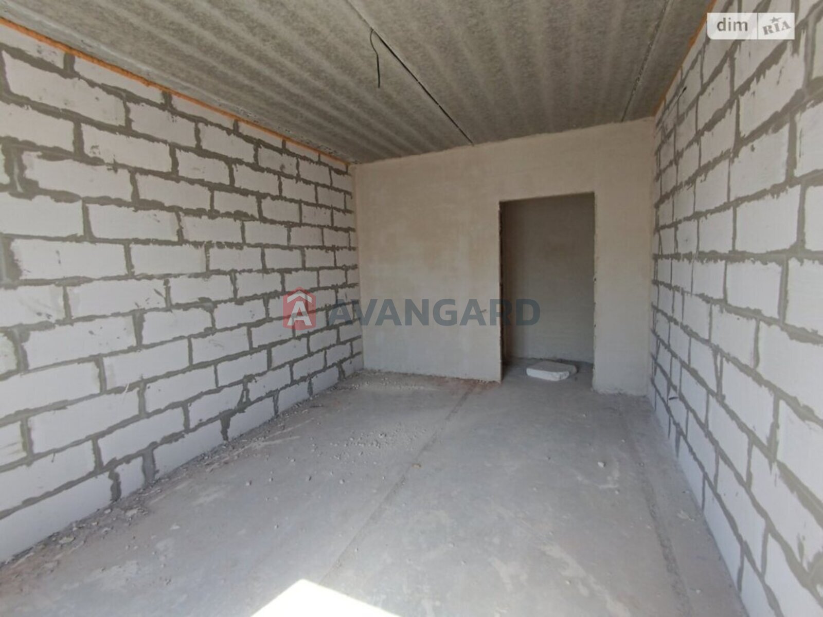 2 ��. ��������, 57/30/12 ��. �., 5/5 ������ ���� 2