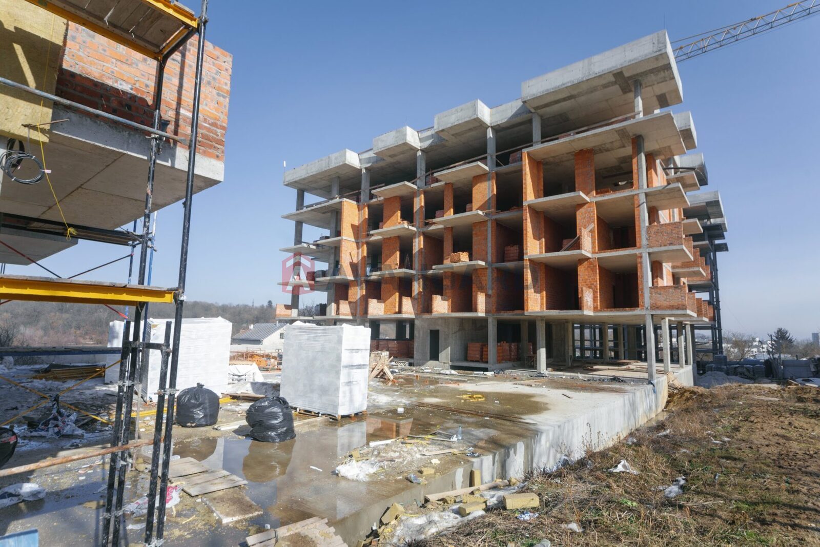 1 ��. ��������, 43,94/14,42/19,29 ��. �., 4/5 ������ ���� 20