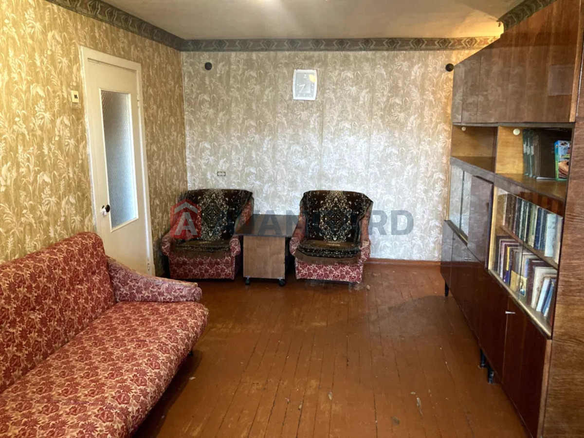 3 ��. ��������, 57/-/4 ��. �., 5/5 ������ ���� 3