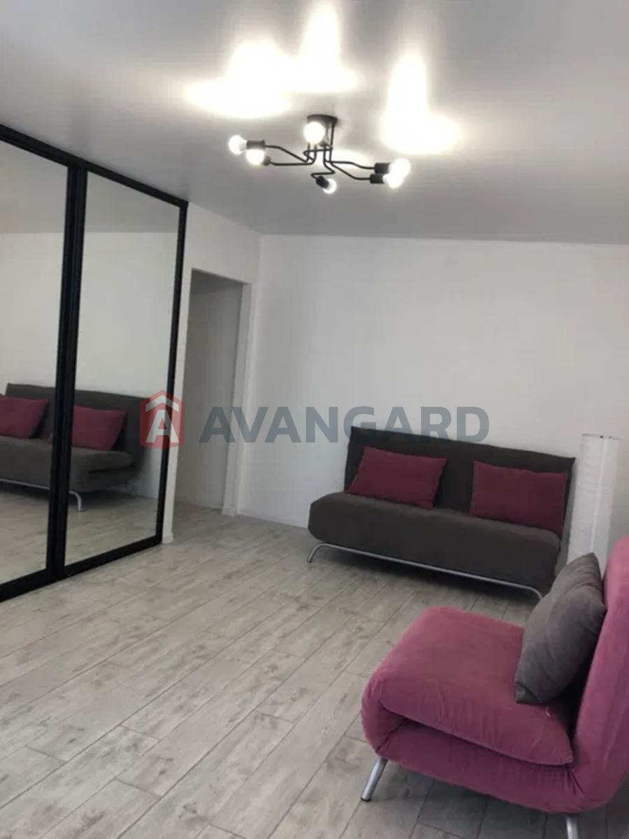 1 ����. ��������, 33/-/6 ��. �., 3/5 ���� ���� 1