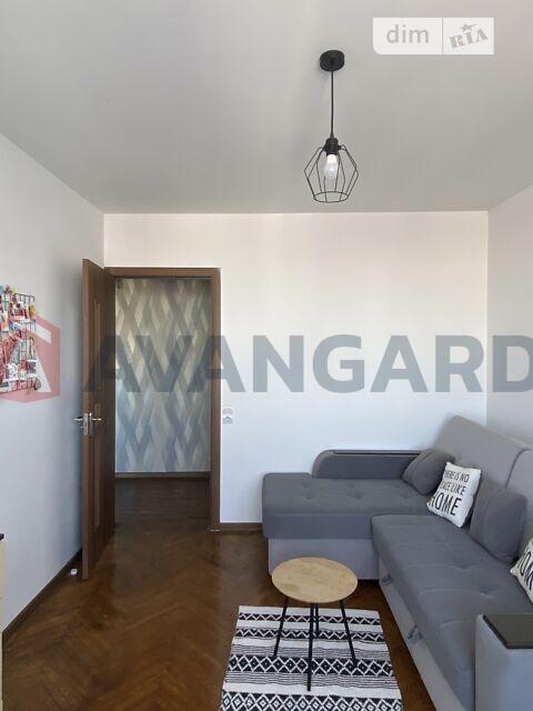 3 ����. ��������, 68/48/7,5 ��. �., 9/9 ���� ���� 18