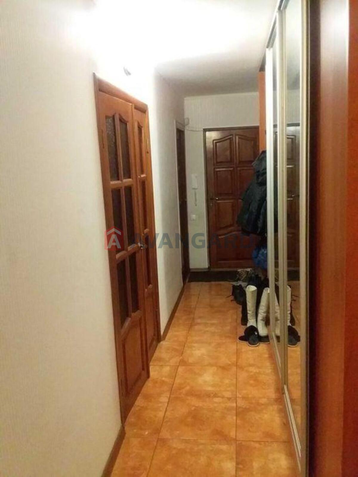 3 ��. ��������, 66/-/9 ��. �., 2/9 ������ ���� 2