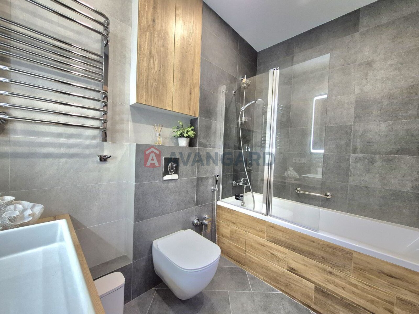 1 ��. ��������, 51,6/17,8/14.3 ��. �., 11/25 ������ ���� 21