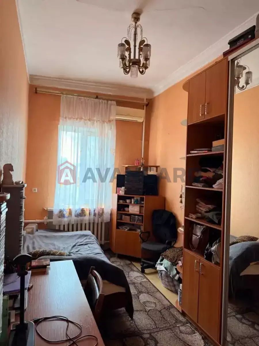 3 ��. ��������, 78/-/10 ��. �., 4/4 ������ ���� 4