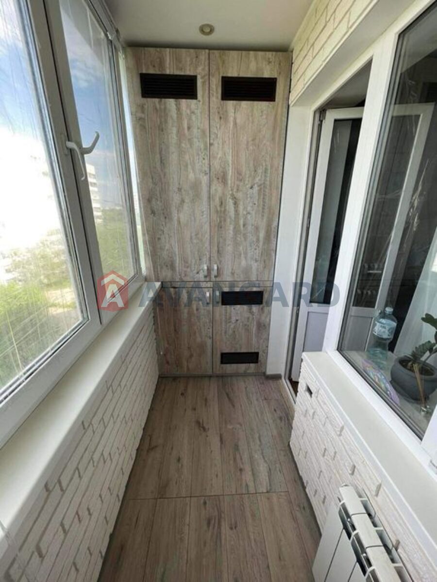 2 ����. ��������, 55/-/10 ��. �., 7/10 ���� ���� 15