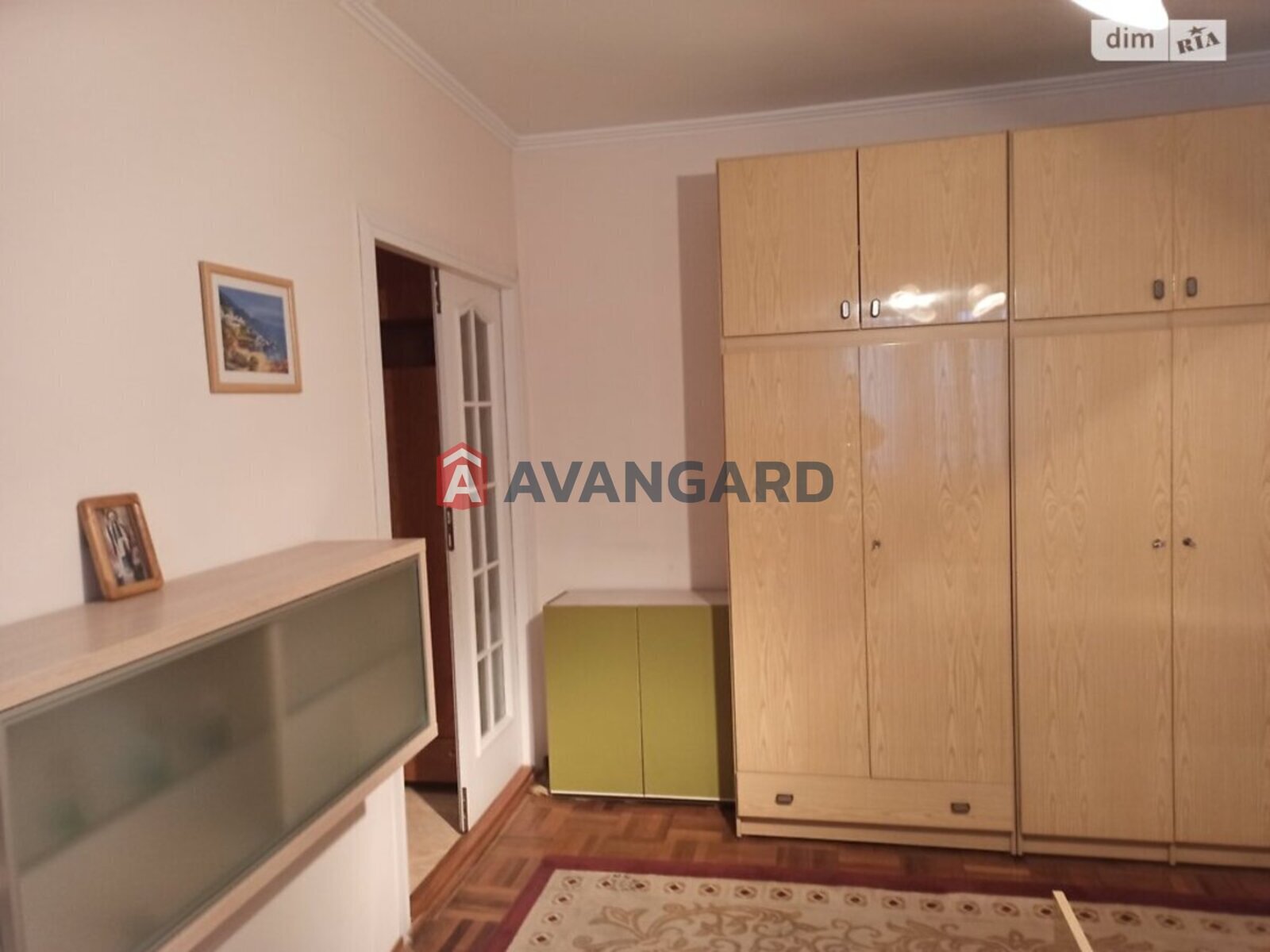 2 ����. ��������, 60/-/- ��. �., 8/9 ���� ���� 5