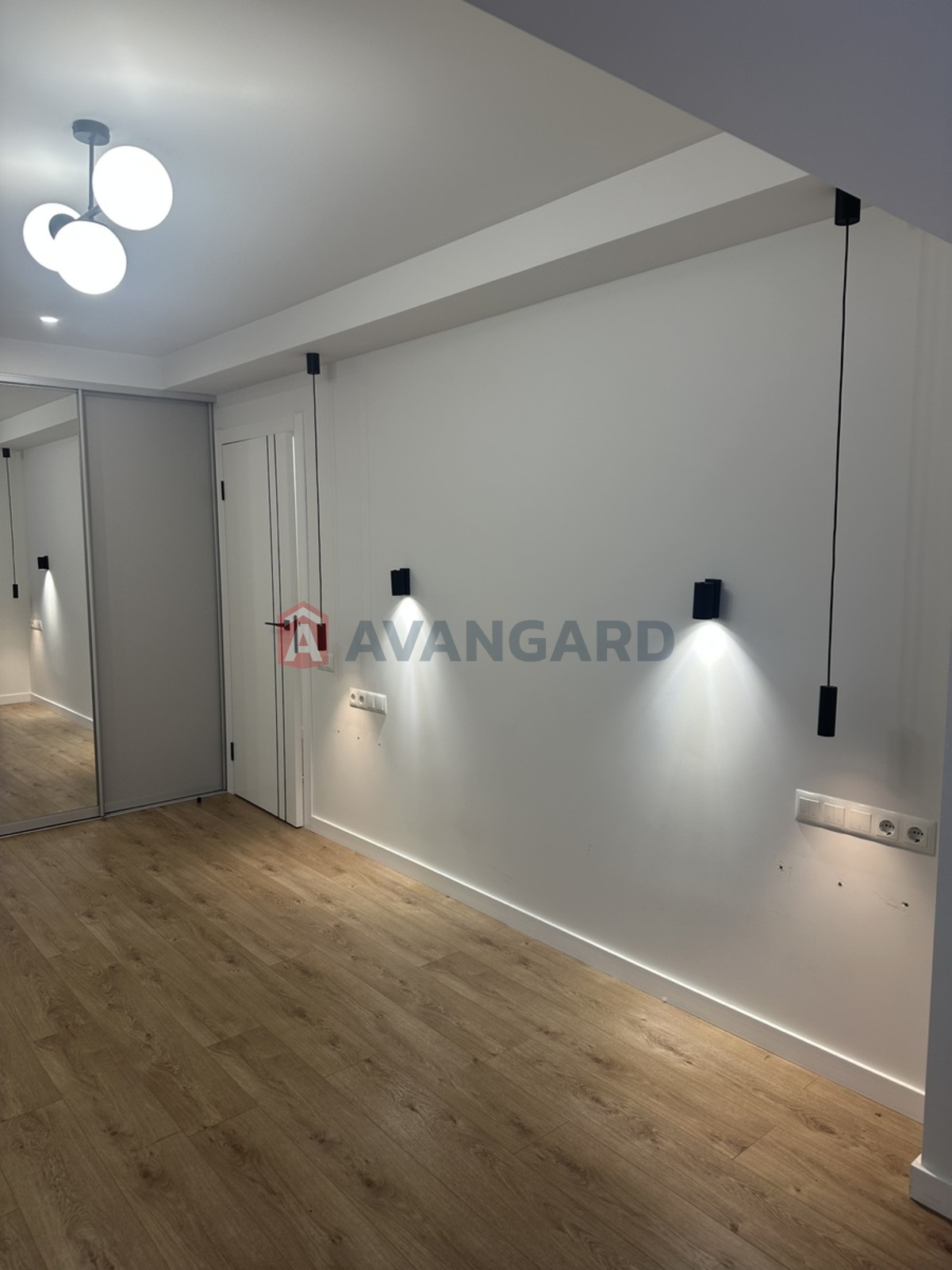 2 ��. ��������, 51/36/7 ��. �., 1/9 ������ ���� 2