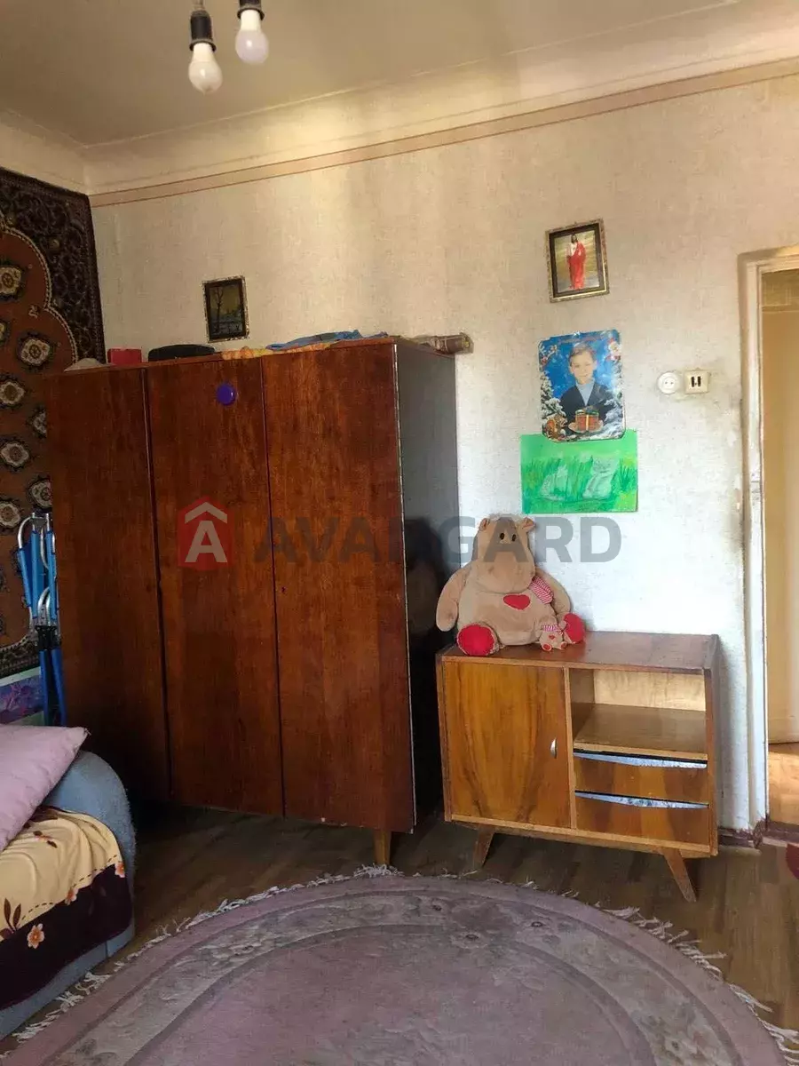 2 ��. ��������, 50/-/6 ��. �., 2/2 ������ ���� 8