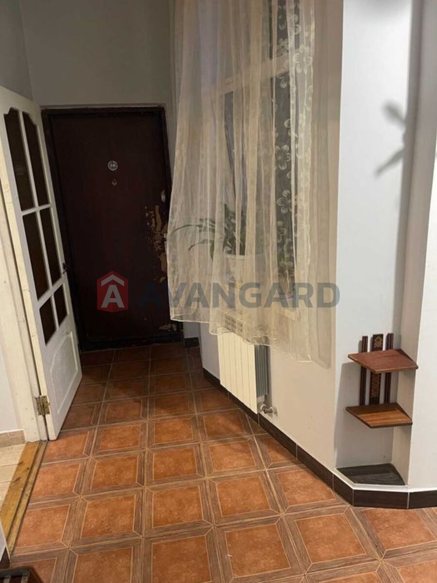 3 ��. ��������, 100/-/16 ��. �., 1/4 ������ ���� 15