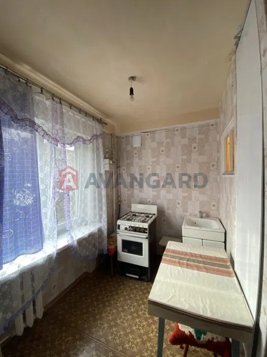 2 ��. ��������, 43/-/6 ��. �., 4/5 ������ ���� 5