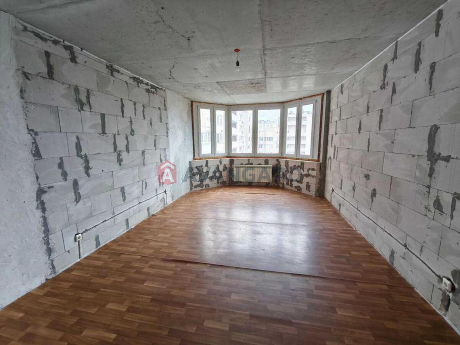 3 ��. ��������, 93/-/12 ��. �., 20/25 ������ ���� 3