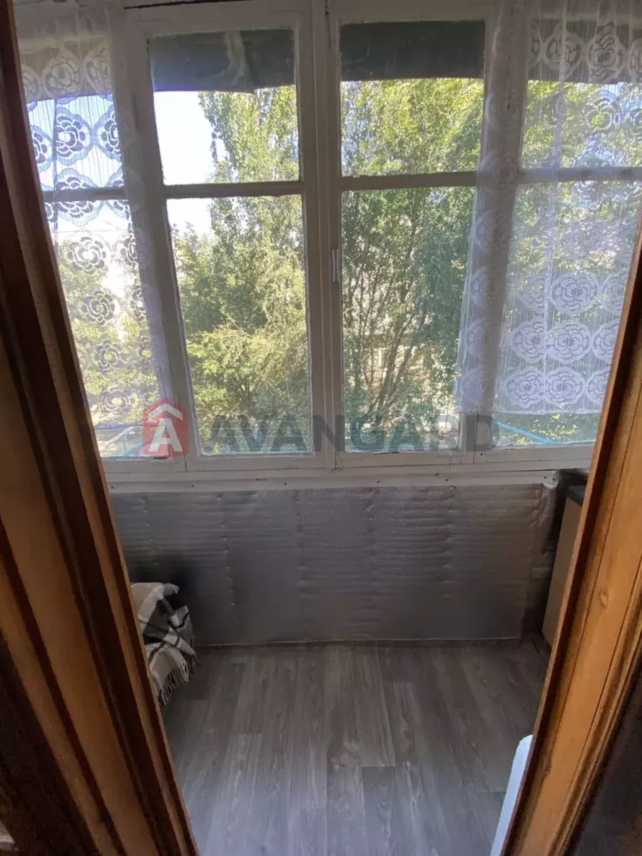 2 ����. ��������, 45/-/5 ��. �., 3/5 ���� ���� 21