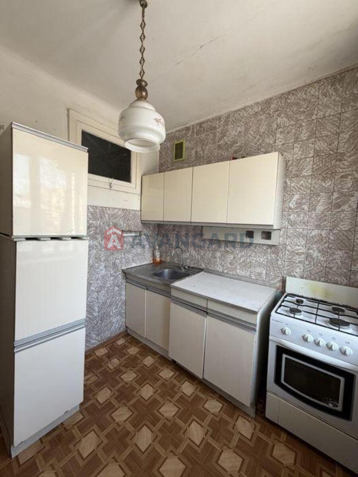 2 ��. ��������, 43/-/6 ��. �., 2/5 ������ ���� 4