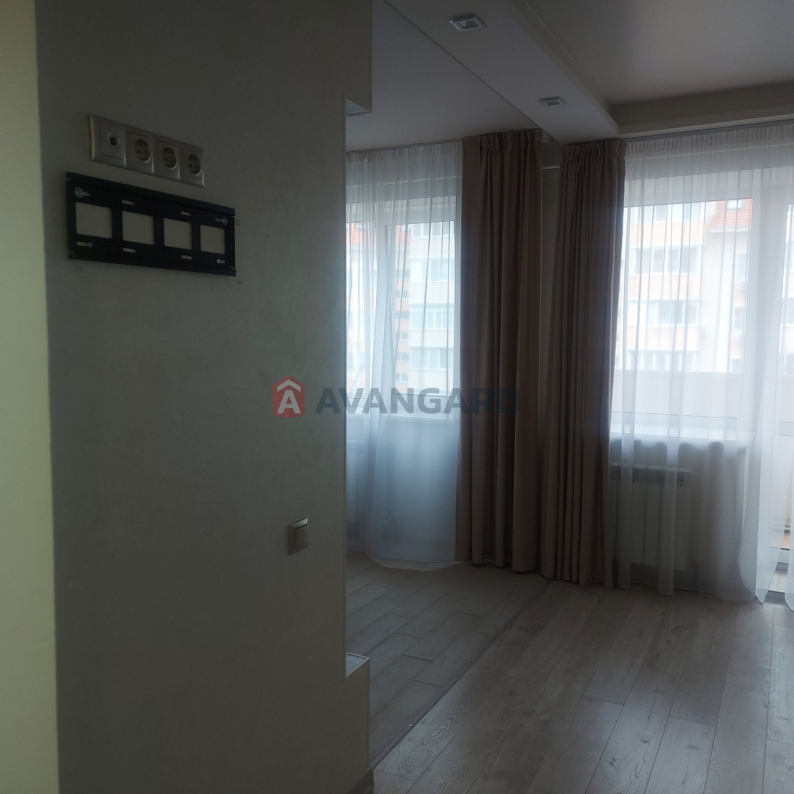 2 ��. ��������, 64/-/20,9 ��. �., 3/5 ������ ���� 8