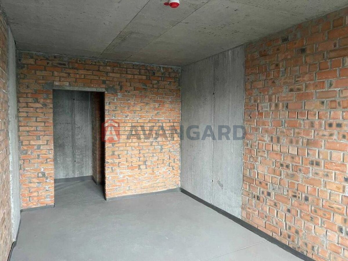 2 ��. ��������, 58/-/20 ��. �., 13/25 ������ ���� 11