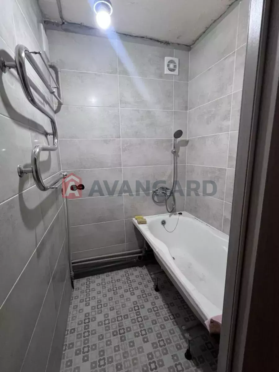 2 ��. ��������, 49/-/5 ��. �., 5/5 ������ ���� 2