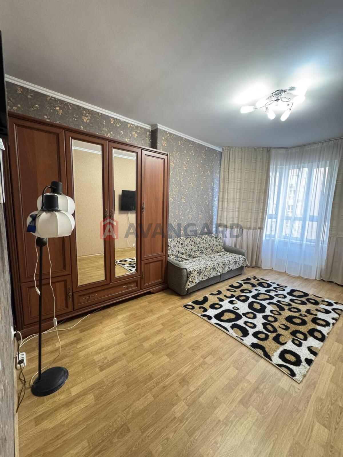 3 ����. ��������, 92/57/15 ��. �., 12/28 ���� ���� 20