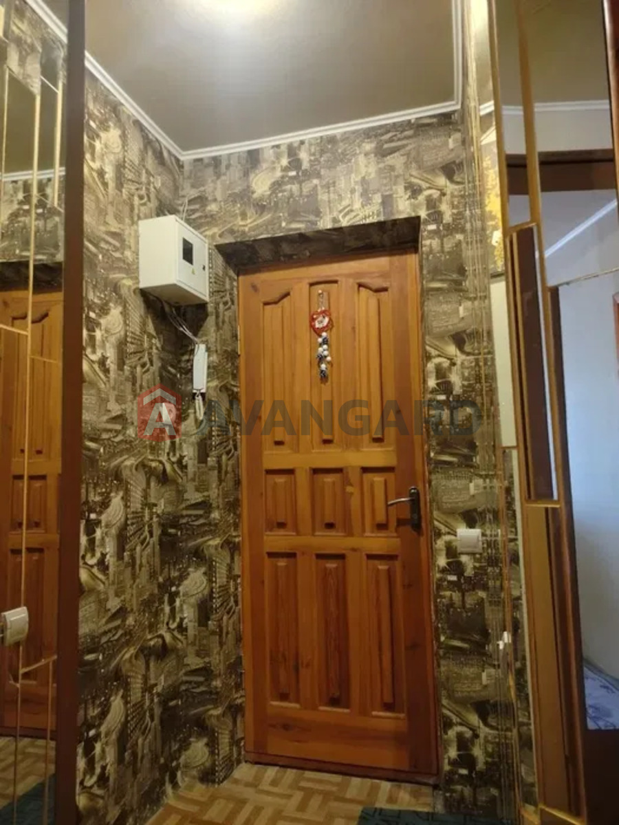 2 ��. ��������, 32/-/6 ��. �., 4/4 ������ ���� 4