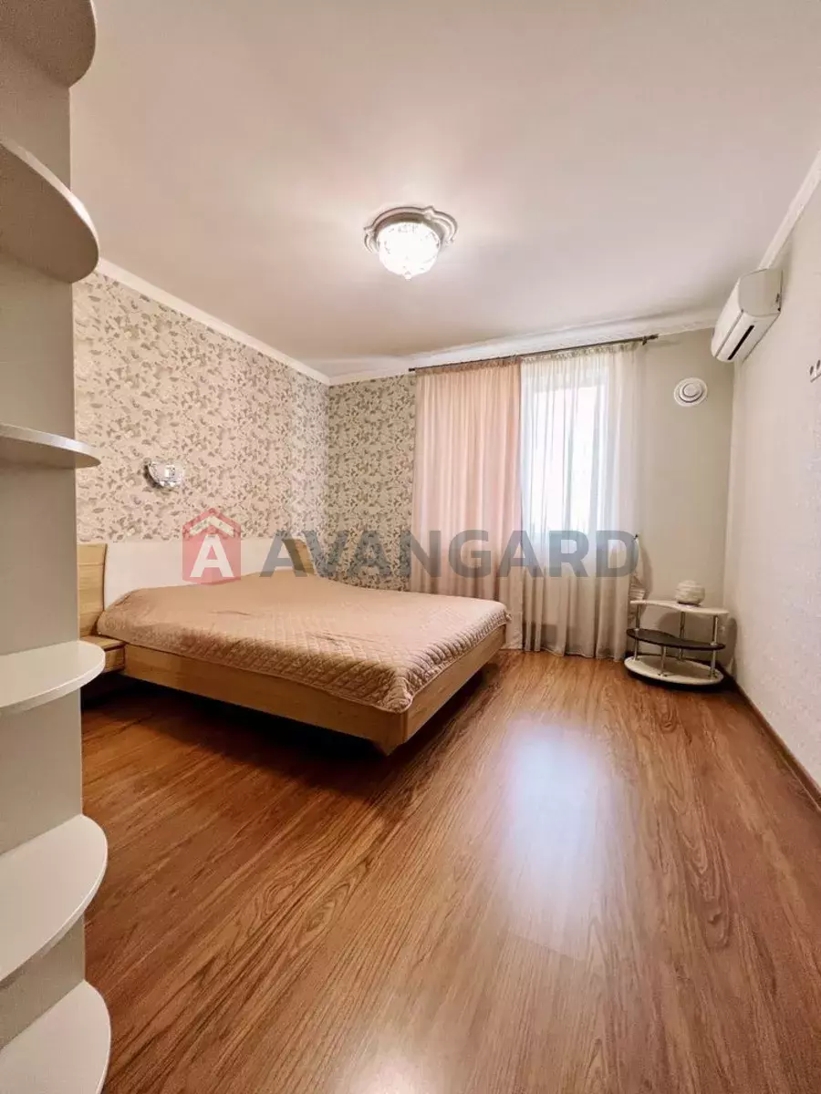 2 ��. ��������, 80/-/15 ��. �., 14/16 ������ ���� 12