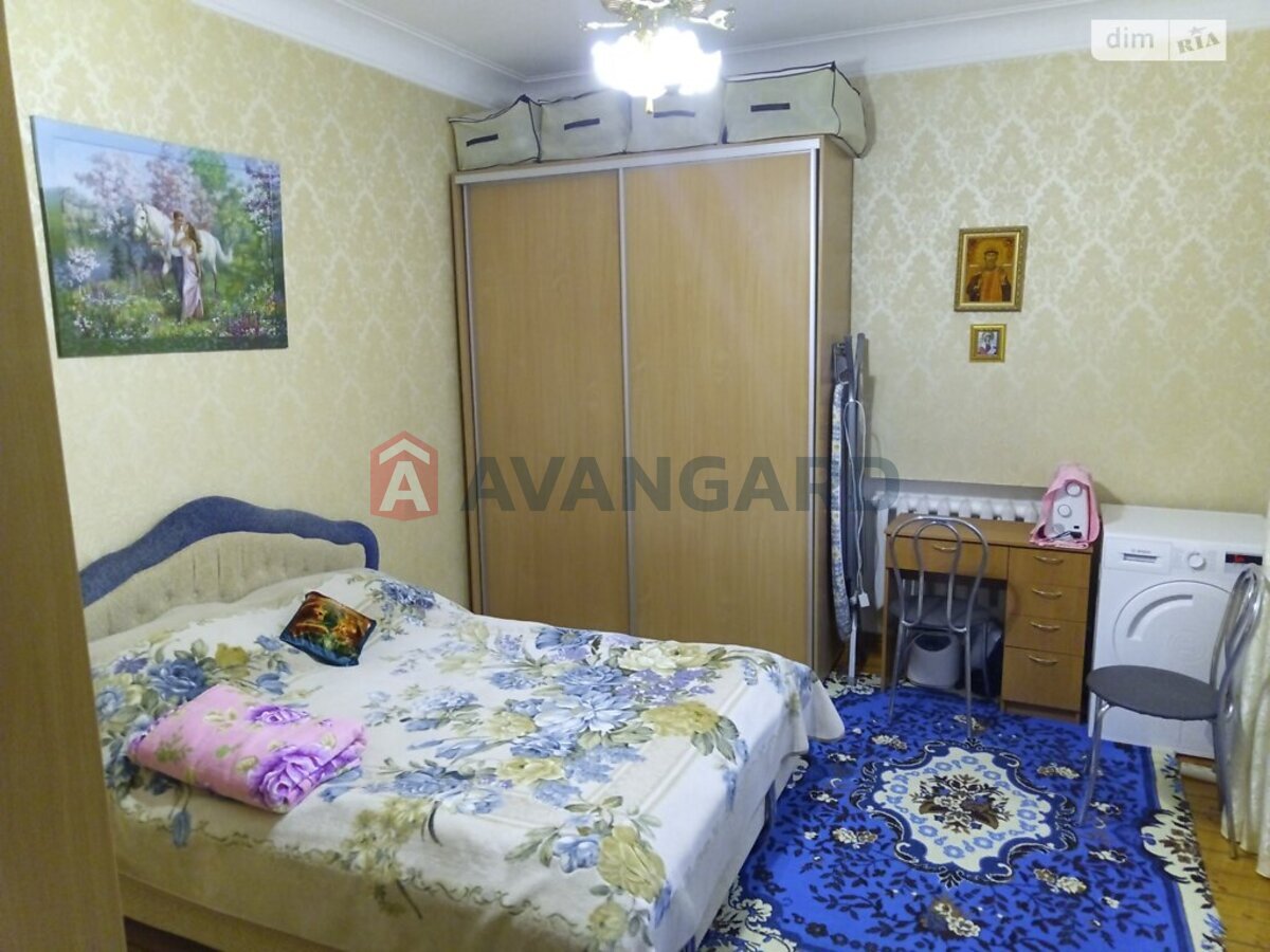 3 ��. ��������, 64/-/6 ��. �., 1/2 ������ ���� 9