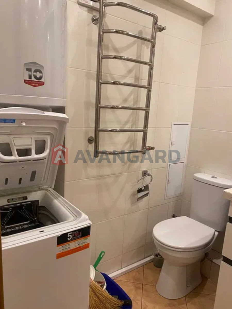 1 ��. ��������, 59/-/13 ��. �., 5/5 ������ ���� 17