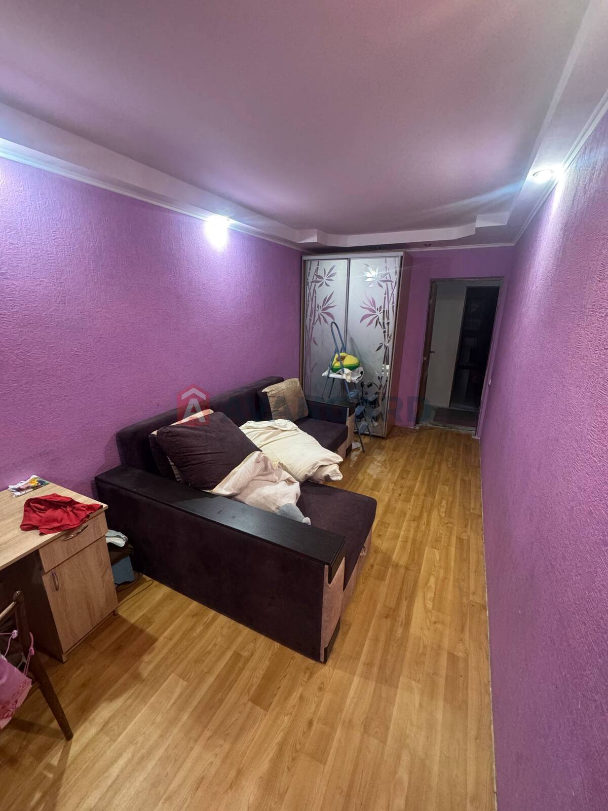 3 ��. ��������, 63.4/44/8 ��. �., 6/10 ������ ���� 12