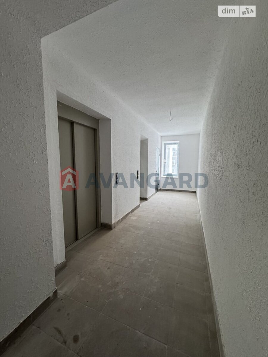 2 ��. ��������, 46/25/10 ��. �., 3/10 ������ ���� 4