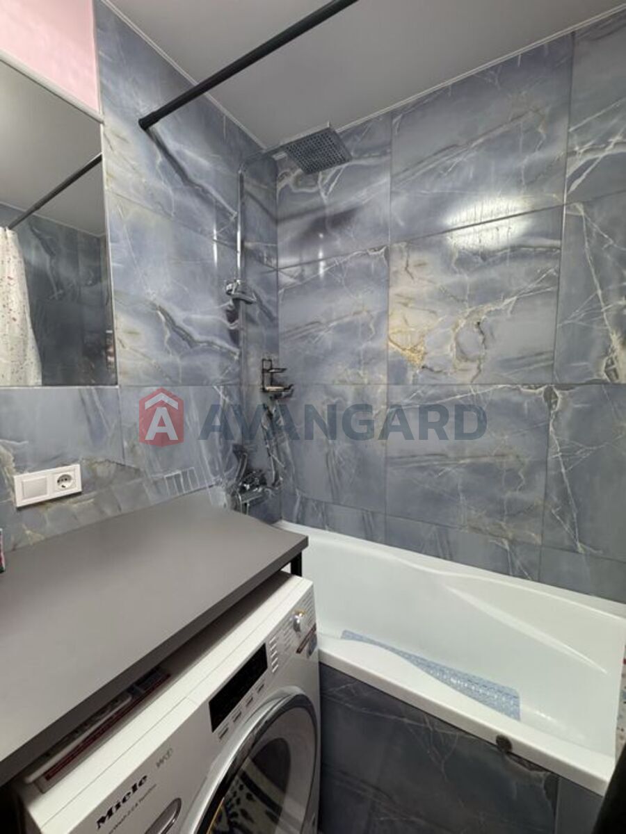 2 ��. ��������, 71/-/25 ��. �., 1/5 ������ ���� 17