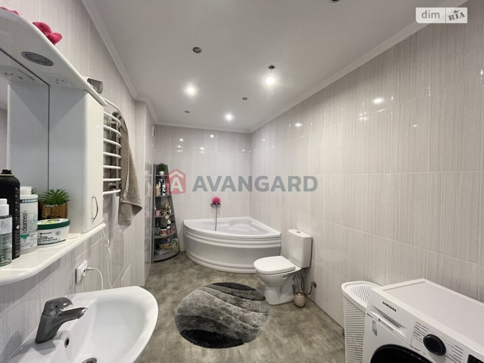 3 ��. ��������, 107/27/36 ��. �., 9/11 ������ ���� 17