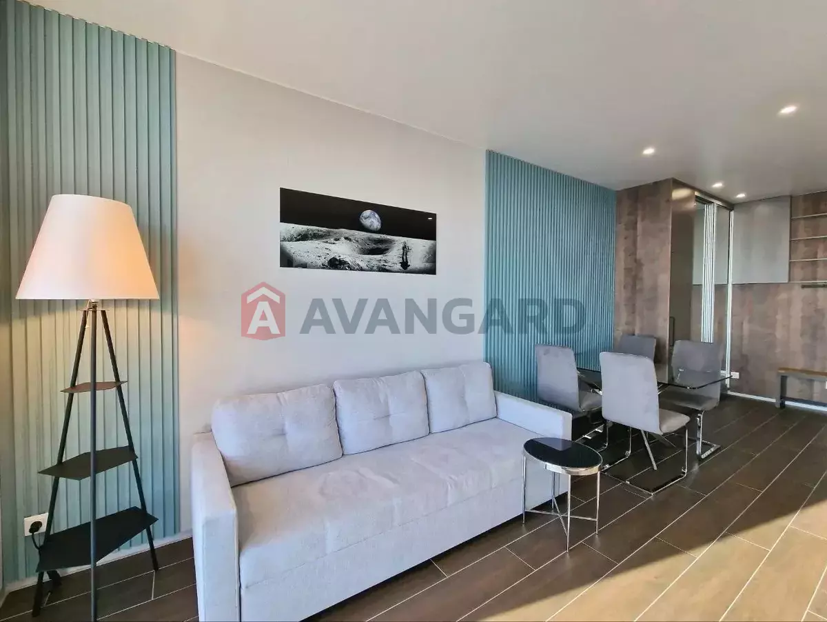 1 ��. ��������, 52/-/- ��. �., 21/33 ������ ���� 6