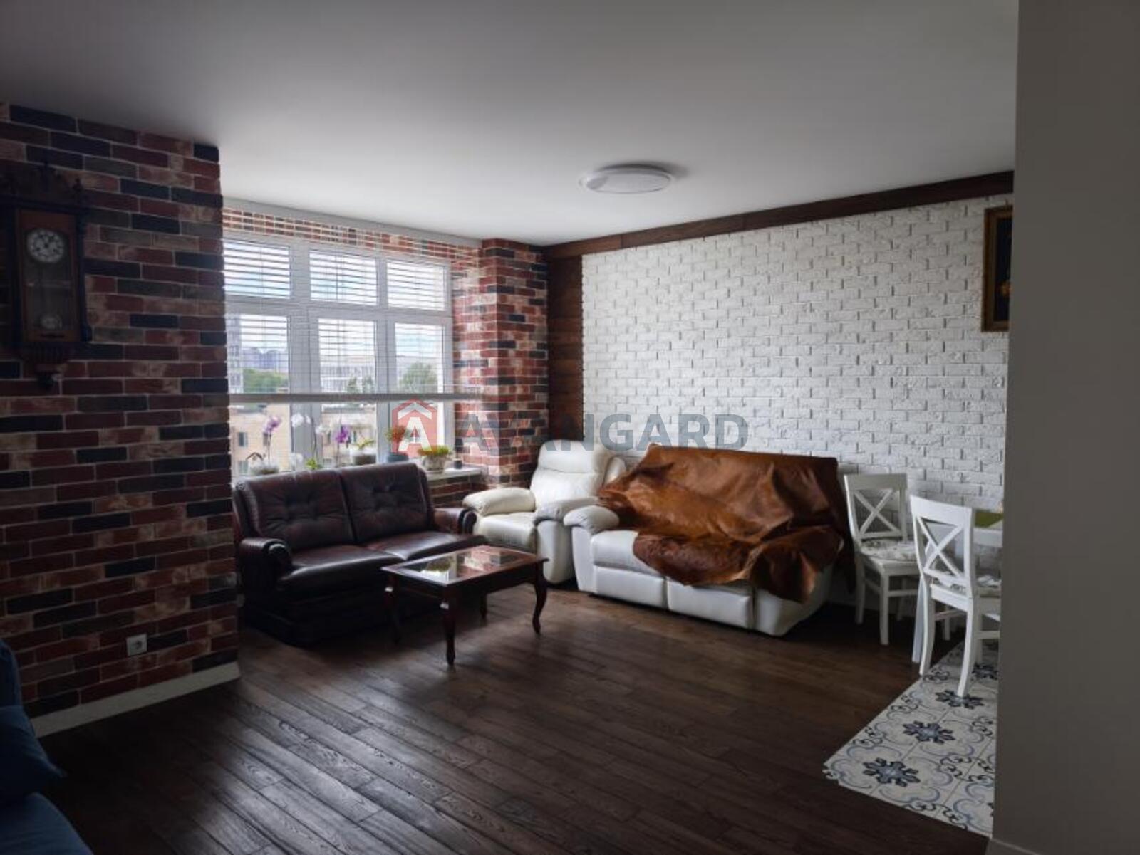 3 ��. ��������, 100/-/12 ��. �., 13/16 ������ ���� 20