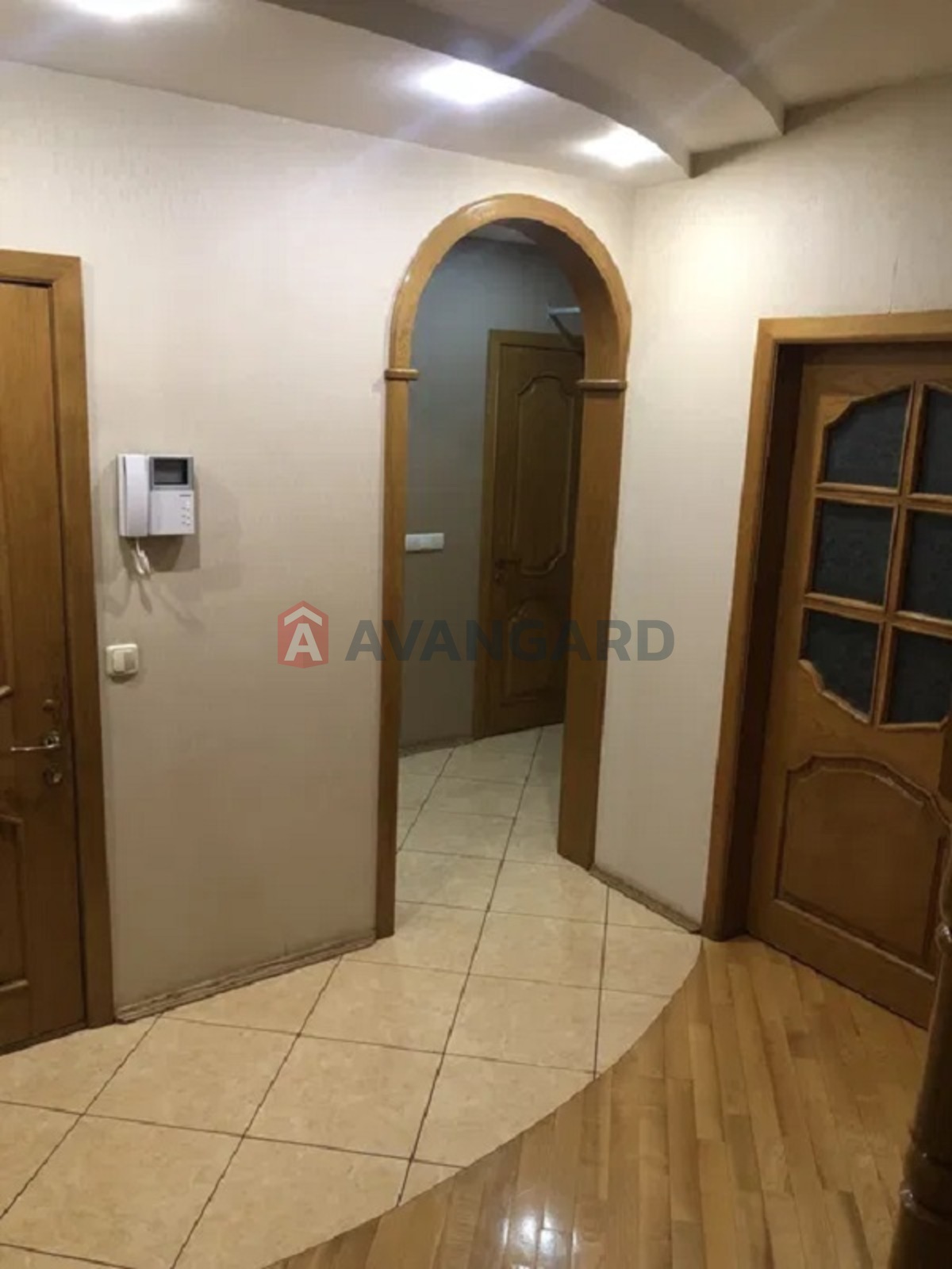 3 ��. ��������, 105/40/13 ��. �., 16/16 ������ ���� 4