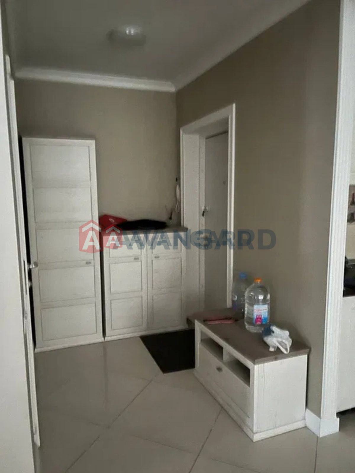 1 ��. ��������, 76/-/34 ��. �., 2/4 ������ ���� 11