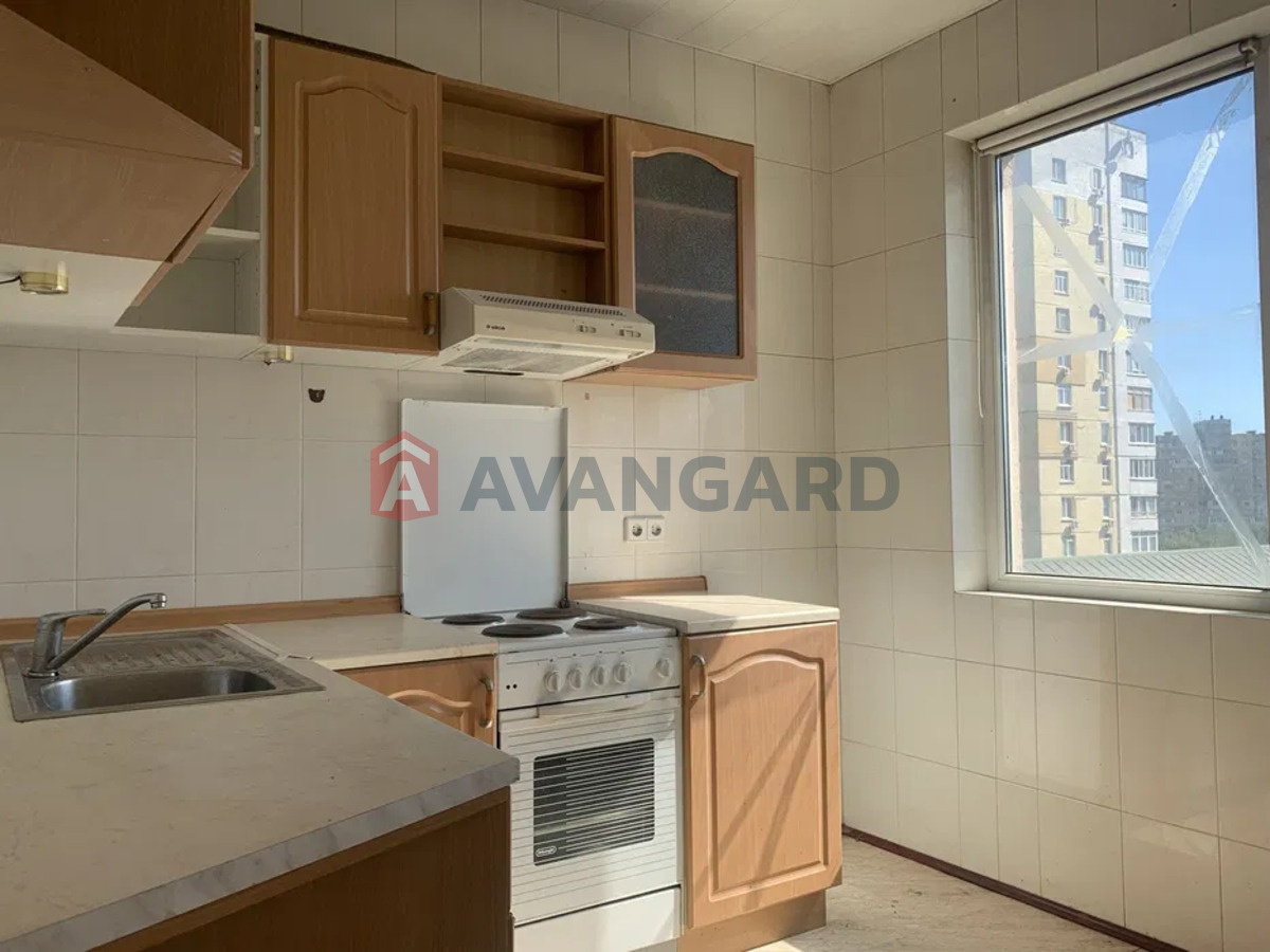 2 ��. ��������, 58/-/8 ��. �., 10/12 ������ ���� 10