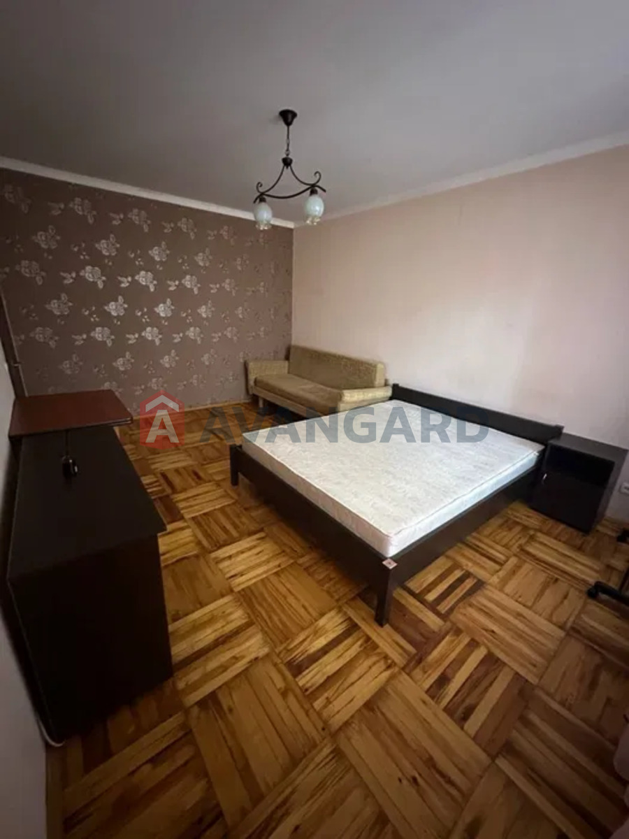 1 . , 36/-/9 . ., 1/10   7